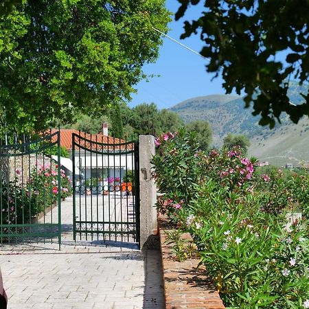 Saranda Landscape Villa Luaran gambar