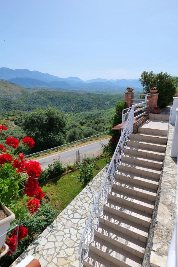 Saranda Landscape Villa Luaran gambar