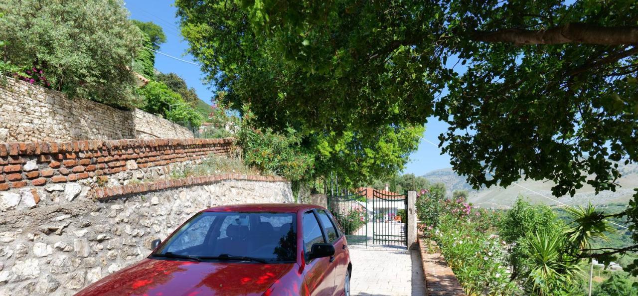 Saranda Landscape Villa Luaran gambar